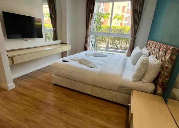 Grande Caribbean Condo By Somphong